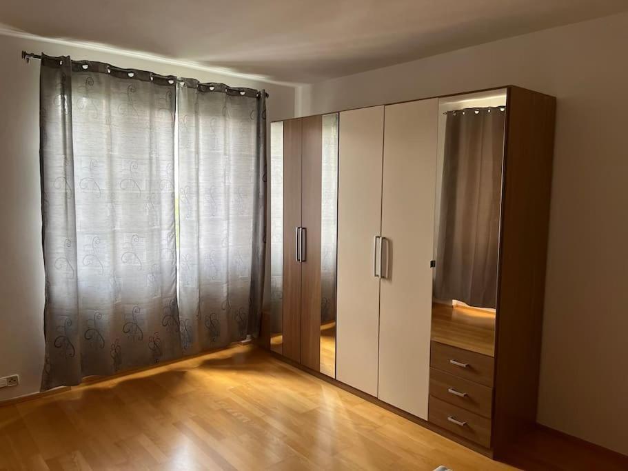 Apartment Hurka - 15 Min Do Centra, Garaz Prag Dış mekan fotoğraf